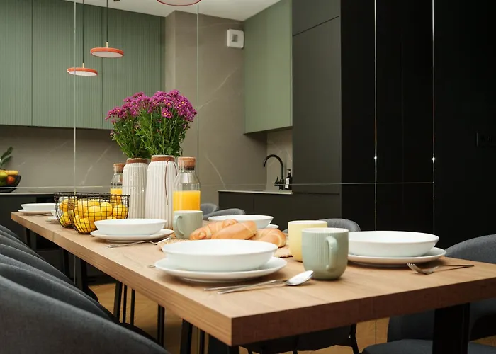 Apartment Family Z Garazem, Klimatyzacja Do 6 Osob *