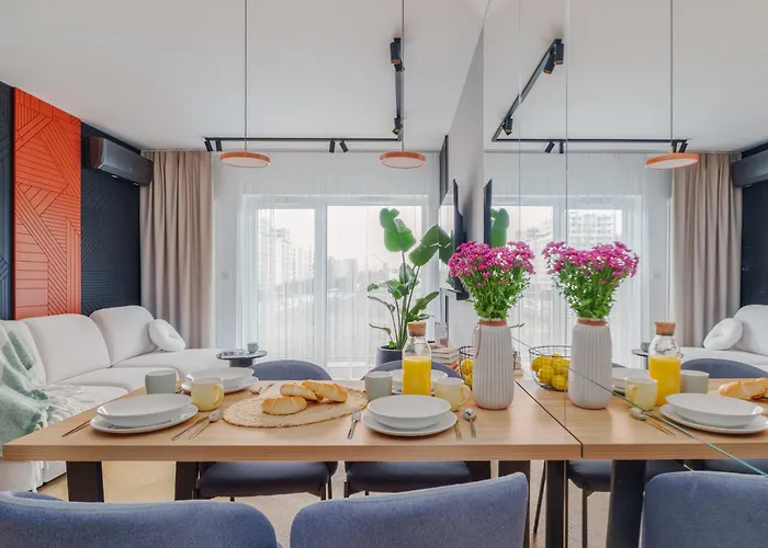 Apartment Family Z Garazem, Klimatyzacja Do 6 Osob Warsaw